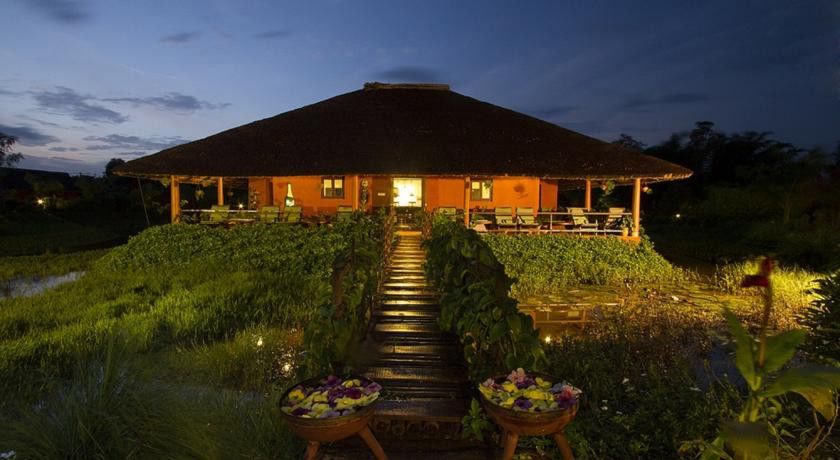 Hotel Red Earth Kabini Begūr Esterno foto