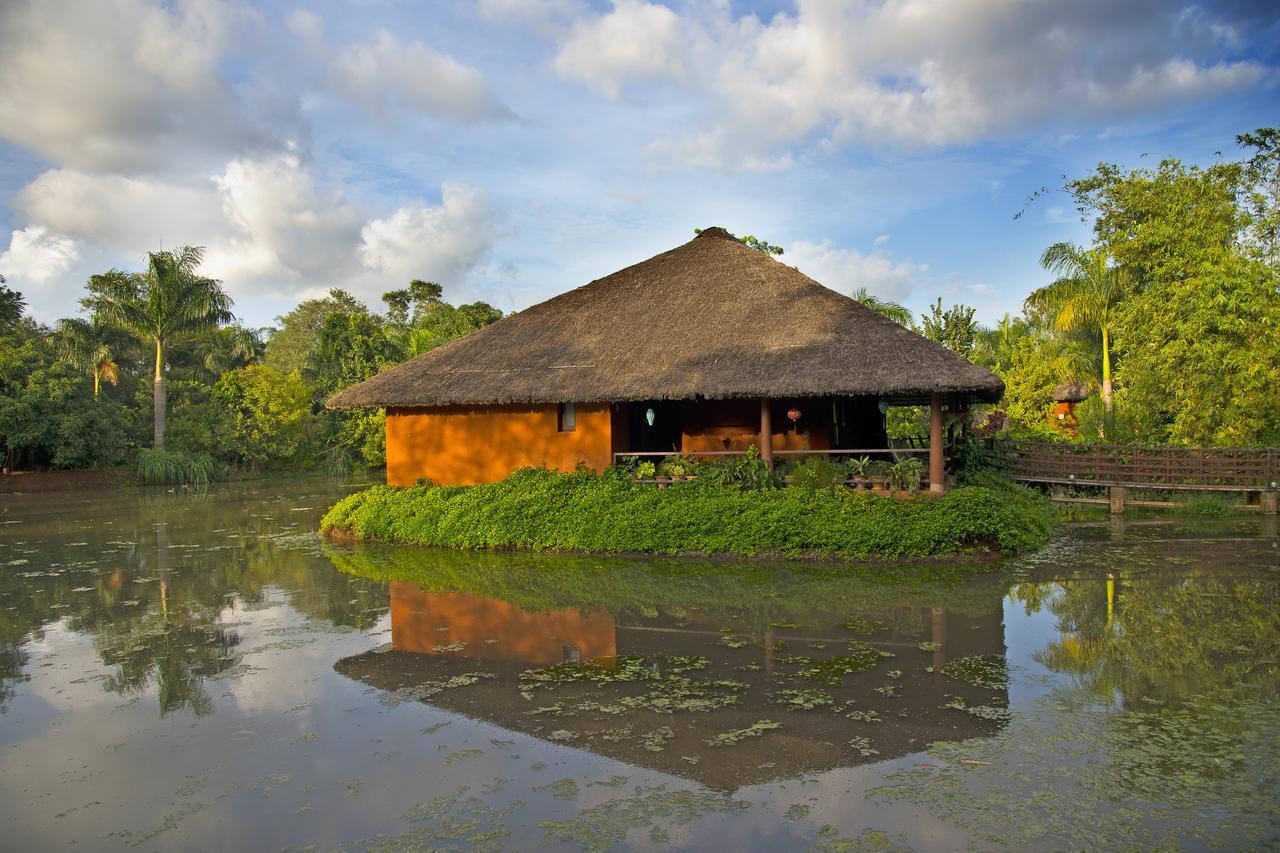 Hotel Red Earth Kabini Begūr Esterno foto